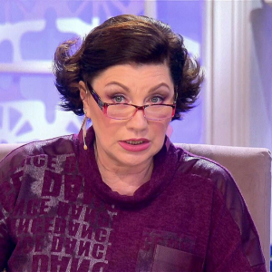 Роза Сябитова запретила взрослому сыну жениться на матери двоих детей